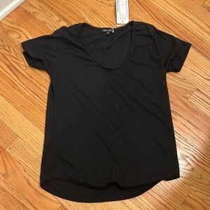 Yanak medium Charlotte top black ribbed